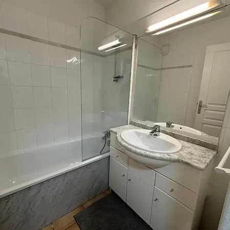 Apartamento 3 Pers A Avec Piscine Et Parking - Fr-1-239-1091 *